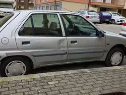 Argento Usata 1998 Peugeot 106 Due volumi | 4000 € (Molto cara)