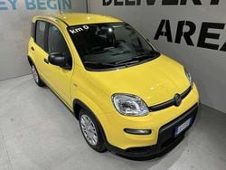 Giallo Usata 2024 Fiat Panda S Due volumi | 13.200 € (Buon prezzo)