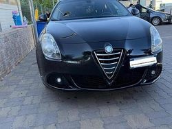 Nero Usata 2012 Alfa Romeo Giulietta Due volumi | 7000 € (Cara)