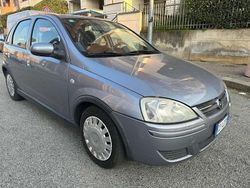 Azzurro pastello Usata 2006 Opel Corsa Club Tre volumi | 2600 € (Buon prezzo)