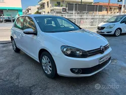 Usata 2011 VW Golf VI Highline Tre volumi | 5490 € (Buon prezzo)