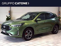 Verde Nuova 2025 Ford Kuga ST-Line X SUV | 38.900 € (Buon prezzo)