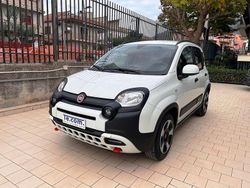 Bianco gelato Usata 2024 Fiat Panda Cross Cross Due volumi | 14.900 € (Buon prezzo)