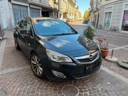 Nero Usata 2012 Opel Astra Cosmo Station wagon | 4900 € (Cara)
