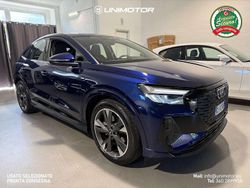 Blu/azzurro Usata 2022 Audi Q4 Sportback e-tron S-Line SUV | 29.950 € (Ottimo prezzo)