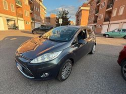 Blu Usata 2012 Ford Fiesta Due volumi | 6800 € (Molto cara)
