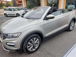 Grigio Usata 2021 VW T-Roc Cabriolet Style Cabrio | 24.200 € (Buon prezzo)