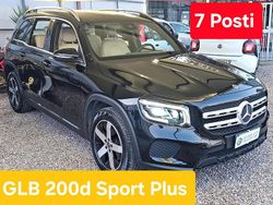 Nero Usata 2022 Mercedes GLB200 SUV | 33.000 € (Ottimo prezzo)