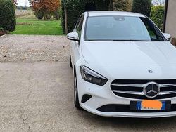 Usata 2019 Mercedes B180 Monovolume | 21.400 € (Molto cara)