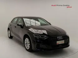 Nero brillante Usata 2022 Audi A3 Business Due volumi | 24.900 € (Buon prezzo)