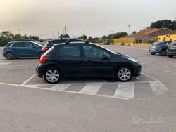 Nero Usata 2007 Peugeot 207 Tre volumi | 2000 € (Buon prezzo)