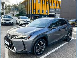 Grigio Usata 2020 Lexus UX 250h SUV | 22.000 € (Buon prezzo)