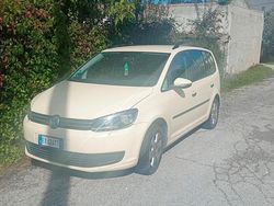 Giallo Usata 2012 VW Touran Monovolume | 3900 € (Super prezzo)