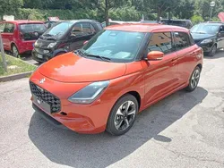 Arancione Nuova 2025 Suzuki Swift Tre volumi | 18.900 € (Buon prezzo)
