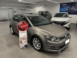 Grigio Usata 2016 VW Golf VII Executive Tre volumi | 12.900 € (Buon prezzo)