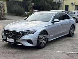 Grigio Usata 2024 Mercedes E220 Advanced Tre volumi | 53.900 € (Ottimo prezzo)