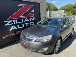 Grigio Usata 2011 Opel Astra Cosmo Tre volumi | 2500 € (Super prezzo)