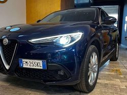 Blu Usata 2018 Alfa Romeo Stelvio Executive SUV | 18.800 € (Ottimo prezzo)