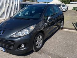 Grigio Usata 2010 Peugeot 207 Sport Tre volumi | 2600 € (Buon prezzo)