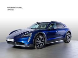 Blu genziana metallizzato Usata 2023 Porsche Taycan Cross Turismo Station wagon | 85.900 € (Molto cara)