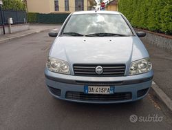 Blu Usata 2006 Fiat Punto Due volumi | 2500 € (Buon prezzo)