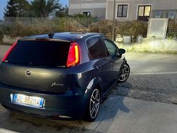Blu Usata 2007 Fiat Punto Due volumi | 2200 €