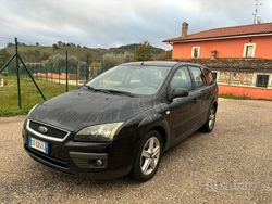 Usata 2005 Ford Focus | 1300 € (Cara)