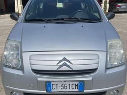 Grigio Usata 2005 Citroën C2 Elegance Due volumi | 1590 € (Buon prezzo)