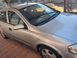 Grigio Usata 2001 Opel Adam Due volumi | 5000 €