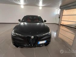 Nero Usata 2024 Alfa Romeo Stelvio Veloce SUV | 39.990 € (Buon prezzo)