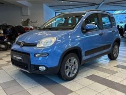 Blu Usata 2016 Fiat Panda 4x4 Due volumi | 12.400 € (Cara)