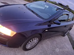 Usata 2002 Fiat Stilo Tre volumi | 1500 € (Buon prezzo)