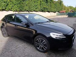 Nero Usata 2019 Volvo V40 Plus Tre volumi | 14.800 € (Buon prezzo)