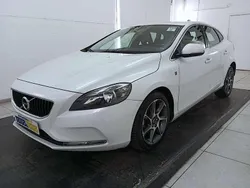 Bianco metallizzato Usata 2016 Volvo V40 Business Edition Station wagon | 8970 € (Buon prezzo)