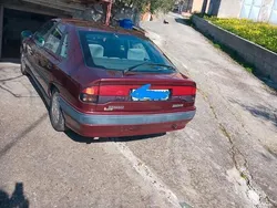 Usata 1993 Renault Safrane Due volumi | 11.000 €