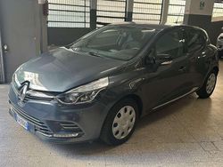 Grigio Usata 2019 Renault Clio IV Zen Tre volumi | 9900 € (Ottimo prezzo)