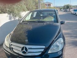 Nero Usata 2007 Mercedes B200 Monovolume | 3500 € (Buon prezzo)