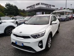 Bianco Usata 2019 Kia Stonic SUV | 13.900 € (Buon prezzo)