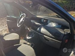 Grigio Usata 2004 Peugeot 807 Monovolume | 1250 € (Buon prezzo)