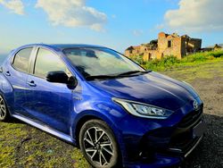 Blu Usata 2021 Toyota Yaris Hybrid Due volumi | 16.300 € (Buon prezzo)