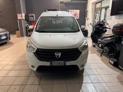 Bianco Usata 2015 Dacia Dokker Lauréate Monovolume | 7800 € (Buon prezzo)