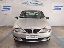 Argento Usata 2003 Lancia 2000 Tre volumi | 1990 €