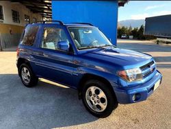 Blu/azzurro Usata 2000 Mitsubishi Pajero SUV | 7900 € (Molto cara)
