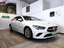 Usata 2021 Mercedes 180 Tre volumi | 21.200 € (Super prezzo)