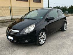 Usata 2008 Opel Corsa Tre volumi | 4200 € (Buon prezzo)