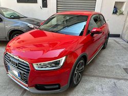 Rosso metallizzato Usata 2015 Audi A1 Sport Tre volumi | 12.499 € (Buon prezzo)