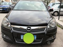Nero Usata 2008 Opel Astra Tre volumi | 1200 € (Ottimo prezzo)