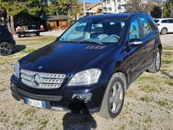 Blu/azzurro Usata 2007 Mercedes ML320 SUV | 5499 € (Super prezzo)