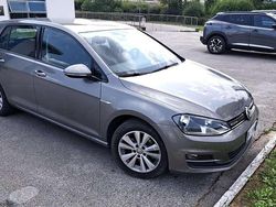 Grigio Usata 2016 VW Golf Comfortline Tre volumi | 9500 €
