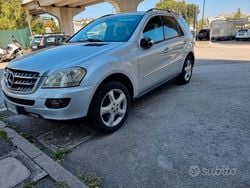 Grigio Usata 2008 Mercedes ML320 SUV | 7000 € (Buon prezzo)
